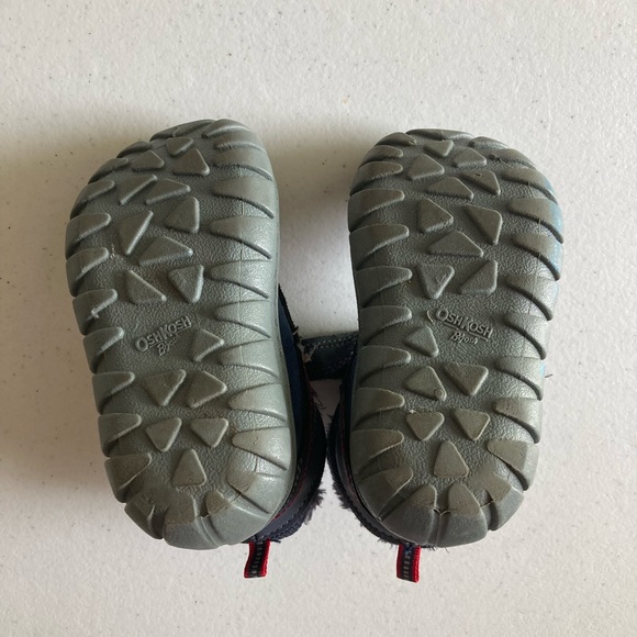 Adorable baby snow boots - Picture 3 of 4